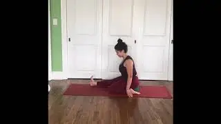 Creative Flow Yoga Class with Nadia | Sati Yoga