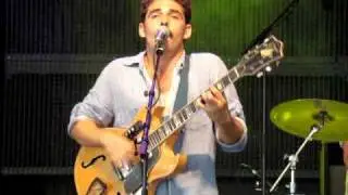 Local Natives - Camera Talk (@Optimus Alive 2010)