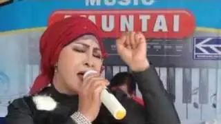Emelia Agus-Rintihan Gadis Desa