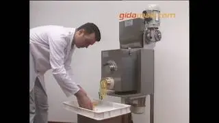 P12 Makarna Makinesi - Pasta Machine