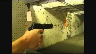 Springfield Armory 1911-A1 45 ACP / shooting at the range