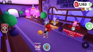 Opening up a gold, Diamond, and Christmas ball thing! ( overlook bay! )