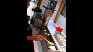 mini donuts making machine