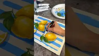 Painting lemons in acrylic - the most summery moment of the week!🍸🍋#art #artist #acrylicpainting