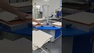4-Station Rotating Flatbed Screen Printer press Robot With Mechanical Arm Screen Printing Machine