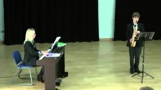 Andy Scott's Serene In Green from Cafe Europa by beginner sax playerJoel Solomons