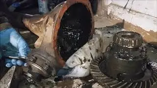 Budowa przedniego napędu ursus c360 4x4 krok po kroku  cz.1 rozbiórka mostu. Zobacz opis.