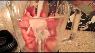 Recipe of the Week | Tropical Strawberry Smoothie