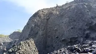 Still on the Hill to Lower Sand and Small Stones Waste sand.#climbing #rockclimbing #cliff #merapi