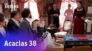 Acacias 38: Diego habla de Olga en el homenaje a su padre #Acacias631 | RTVE Series