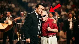 Juan Gabriel DETUVO La Cancion en un Show Cuando vio a un Hombre Rico Burl&aacute;ndose de un Anciano Ciego