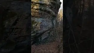 Silent Autumn in 4K &ndash; Calm Nature Drone Footage with Flowing Water. #natureza #cinematicdrone