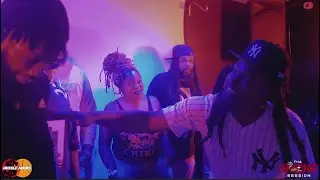 Tha Smoke Session: Squeako vs Jakkboy Maine