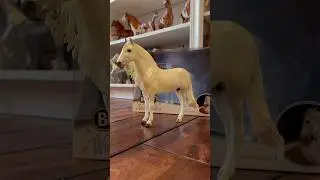 Unboxing TB Trueno | 2023 Breyer WinterFest Model❄️ #breyerhorses #horse #breyers #unboxing