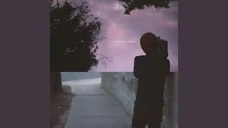 it always gives you a chance to run before it attacks you