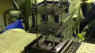Small-sized shaking table test at Osaka University (JAPAN)