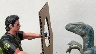 THE LOST WORLD JURASSIC PARK - TOY EDITION - IAN RAPTOR ATTACK DOOR SHIELD