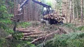 Entracon EC60 combi on soft ground in Sweden