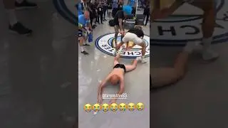 Сцены в раздевалке &laquo;Манчестер Сити&raquo; после победы над &laquo;Юнайтед&raquo;! 😂 #шорты