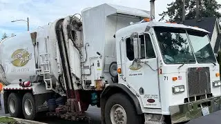 (NEW YEARS SPECIAL) 320 PeterBilt N2 Amrep on post Xmas Garbage 
