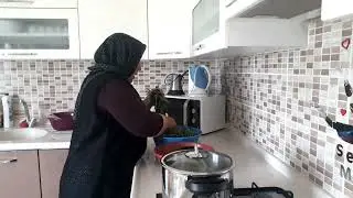 KAZAN KULPLU PİLAV YAPTIM RABBİMİN VERDİĞİ TAŞAR DÖKÜLÜR🥰🤲