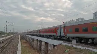 Wap7 powered Odisha Samparkranti Express approaching Bhubaneswar New/ExploringmycountryIndia/Train 
