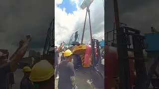 Port Equipment Maintenance | XCMG Heavy Machinery Repair & Lifting Operation
