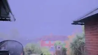 Early morning severe thunderstorm in the uk 🇬🇧 formed in the southern part 🌩️⛈️🌩️⛈️