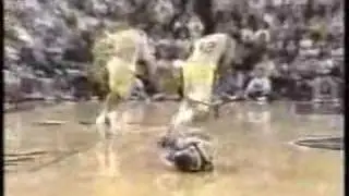 Malcom Mackey Fouls(?) Bobby Hurley