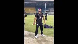 Muhammad Hafeez Bowling