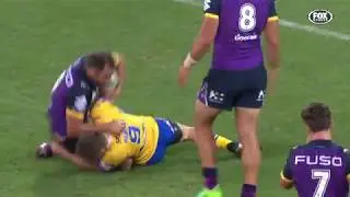 Cameron Smith lashes out with elbow