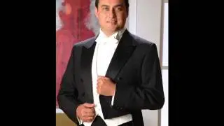 Aar&ograve;n Medrano - Usa Mi Vida (HIMNOS)
