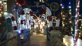 Такого в Лас-Вегасе не увидишь. Отель Pioneer Riverwalk, Лафлин, Невада. Дневная и ночная сцена.