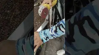 upvc awning window ..how to fix mullion between fix glass and awning window