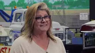 Cars.TV - Lions Automobilia Foundation Museum - Lana Chrisman