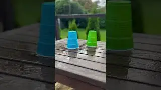 Water gun vs cup? #summertoys #shorts #watergun #nerfgun #summervibes