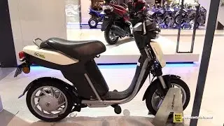 2015 Yamaha EC-03 Electric Scooter - Walkaround - 2014 EICMA Milan Motorcycle Exhibition