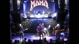 MAMÁ - 
