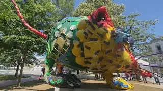Famalic&atilde;o: &ldquo;Musaranho&rdquo; de Bordalo II &eacute; a nova atra&ccedil;&atilde;o da Pra&ccedil;a D. Maria II