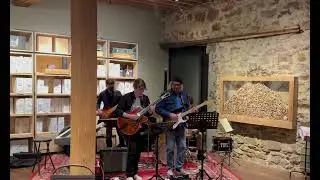 Guitar duet w/Jesse Christen