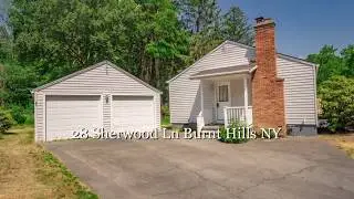 28 Sherwood Ln Burnt Hills NY