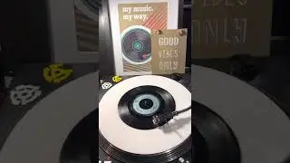 Donna Summer- Love To Love You Baby ( Vinyl 45 ) From 1975 .