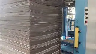Flute laminating machine and flip flop stacker used in customer factory