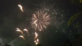 Xem pháo hoa ở  Cầu Hôn Phú  Quốc. 6/1/2026.