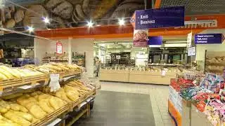 Big supermarket with bakery department in the shopping mall timelapse hyperlapse.
