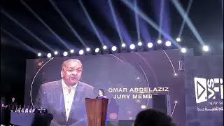 Egyptian director and jury member Omar Abdelaziz, honored at the closing ceremony of the VSFF