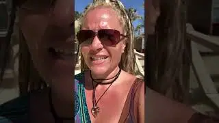 Kimpie vindt het heet in Marbella