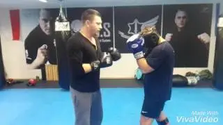ULTIMATE FIGHTING-  fighting against strong guard