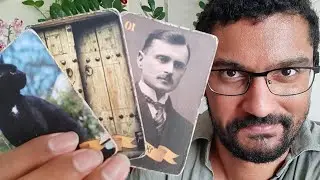 UM HOMEM MORENO DE OLHOS CASTANHOS DE 30 A 50 ANOS