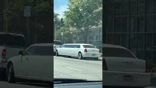 White Limo Car on La Tijera Blvd in Los Angeles 7/24 #limo #losangeles